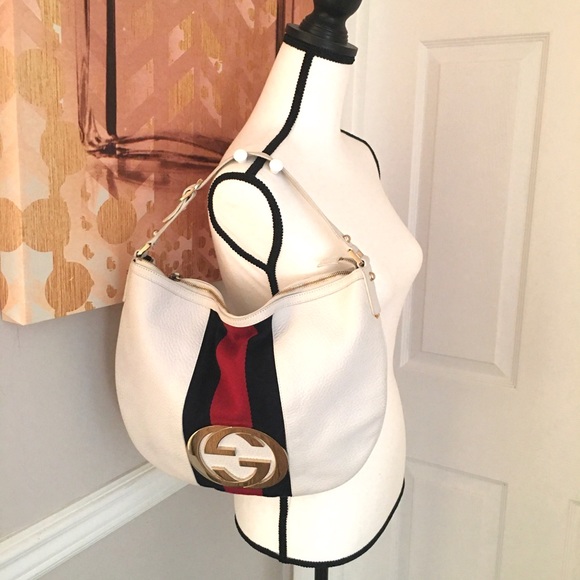 Authentic Gucci white leather hobo shoulde… - Picture 5 of 16